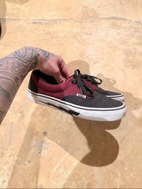 Vans Two-Tone Black & Burgundy Low-Top Sneakers